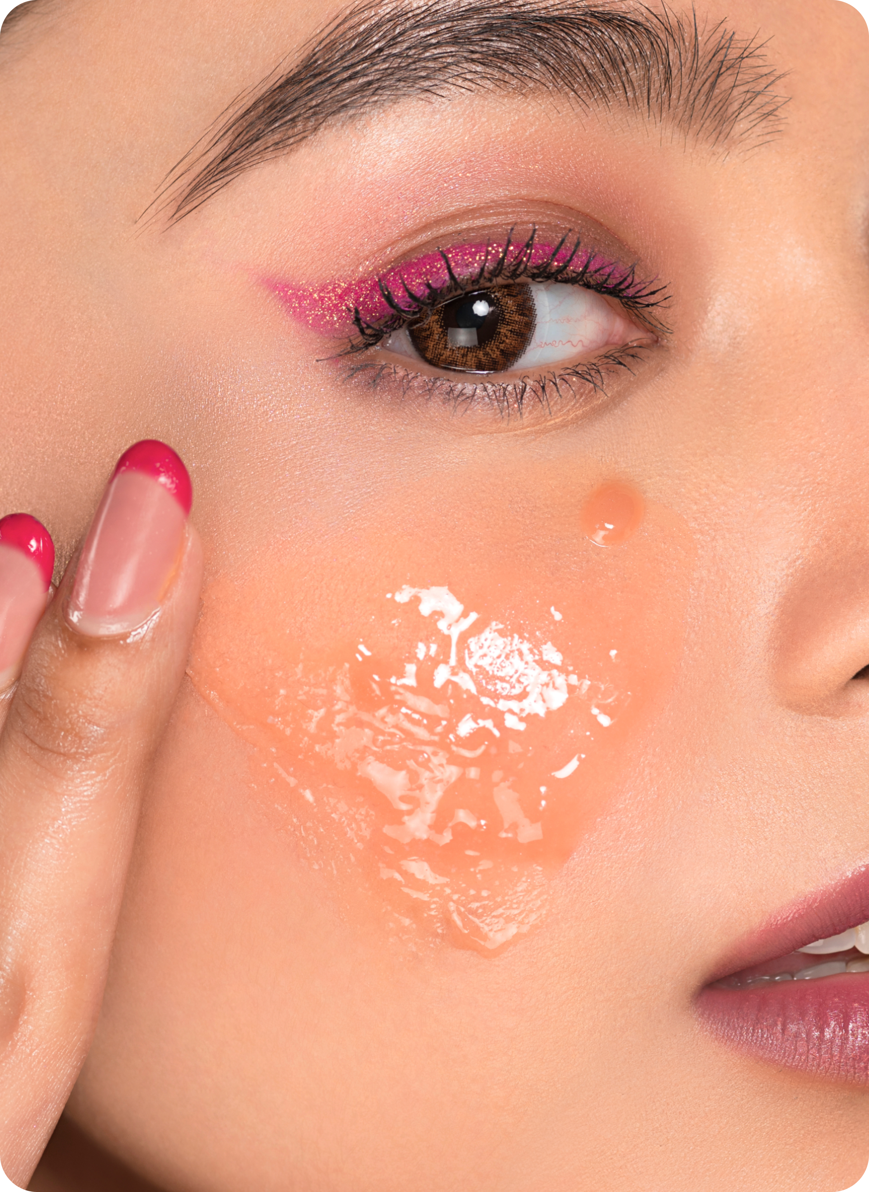 Cleansing Balm vs. Oil: Which One is Better for You?